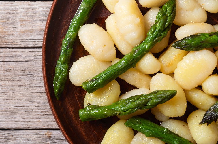 Gnocchi mit grünem Spargel Rezept