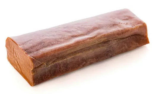 Bottarga di Tonno ganzes Stueck gepresst