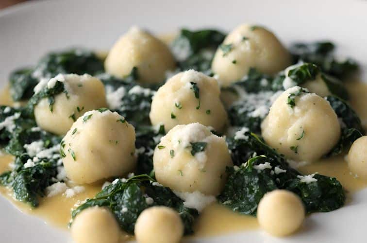 Nackte Köstlichkeiten: Gnudi – Die zarte Alternative zu Gnocchi 2 Gnudi Titelbild