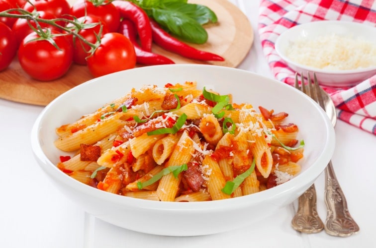 Feurige Pasta: Penne all'Arrabbiata 2 Penne all`arrabbiata Titelbild