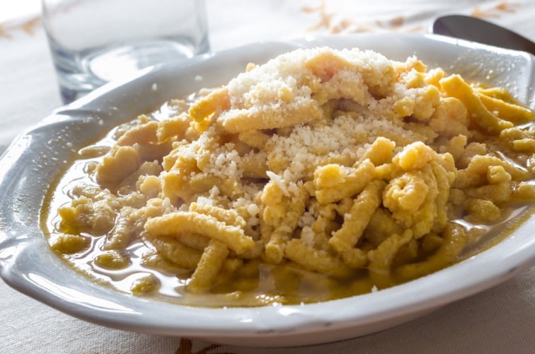 Passatelli: Ein traditionelles Rezept aus der Emilia-Romagna 2 Passatelli Titelbild