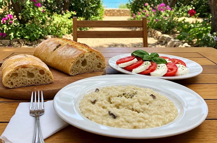 Risotto mit Caprese-Salat und Ciabatta