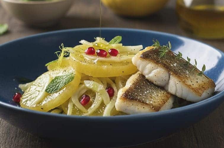 Rezept Cedro Salat – Frischer italienischer Zitrussalat 4 Rezept Cedro Salat mit Fisch serviert